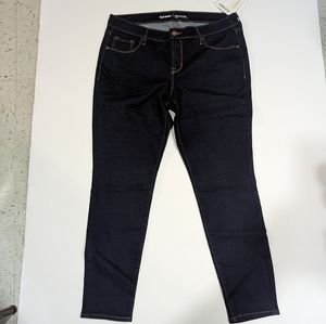 14P Old Navy Rockstar skinny mid-rise jeans